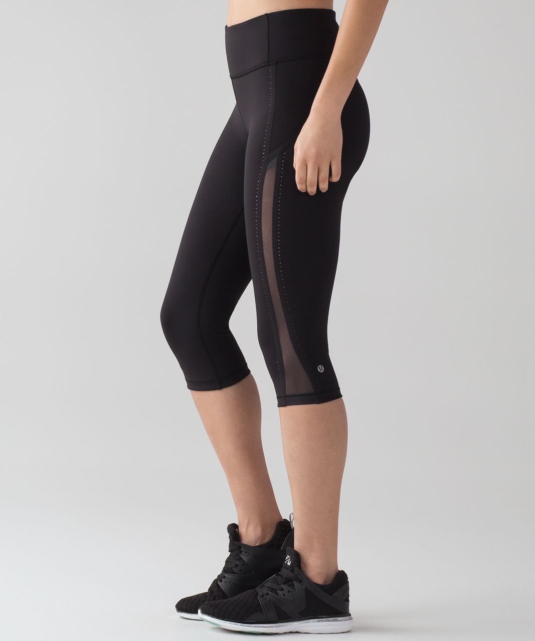 Lululemon Smooth Stride Tight - Black - lulu fanatics