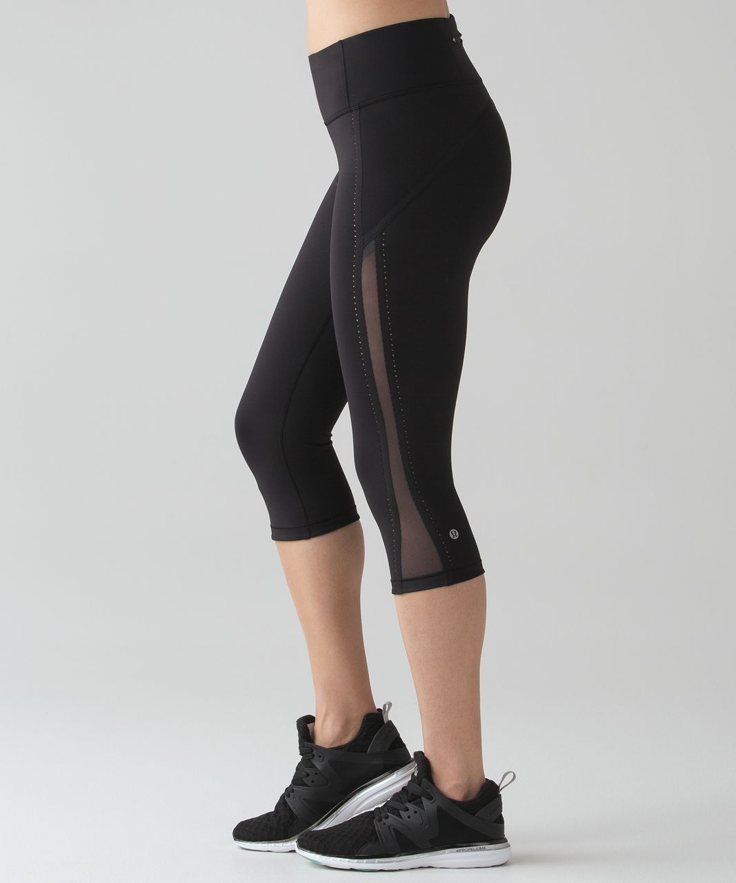 Lululemon Smooth Stride Crop Luxtreme Leggings Mesh Laser Cut