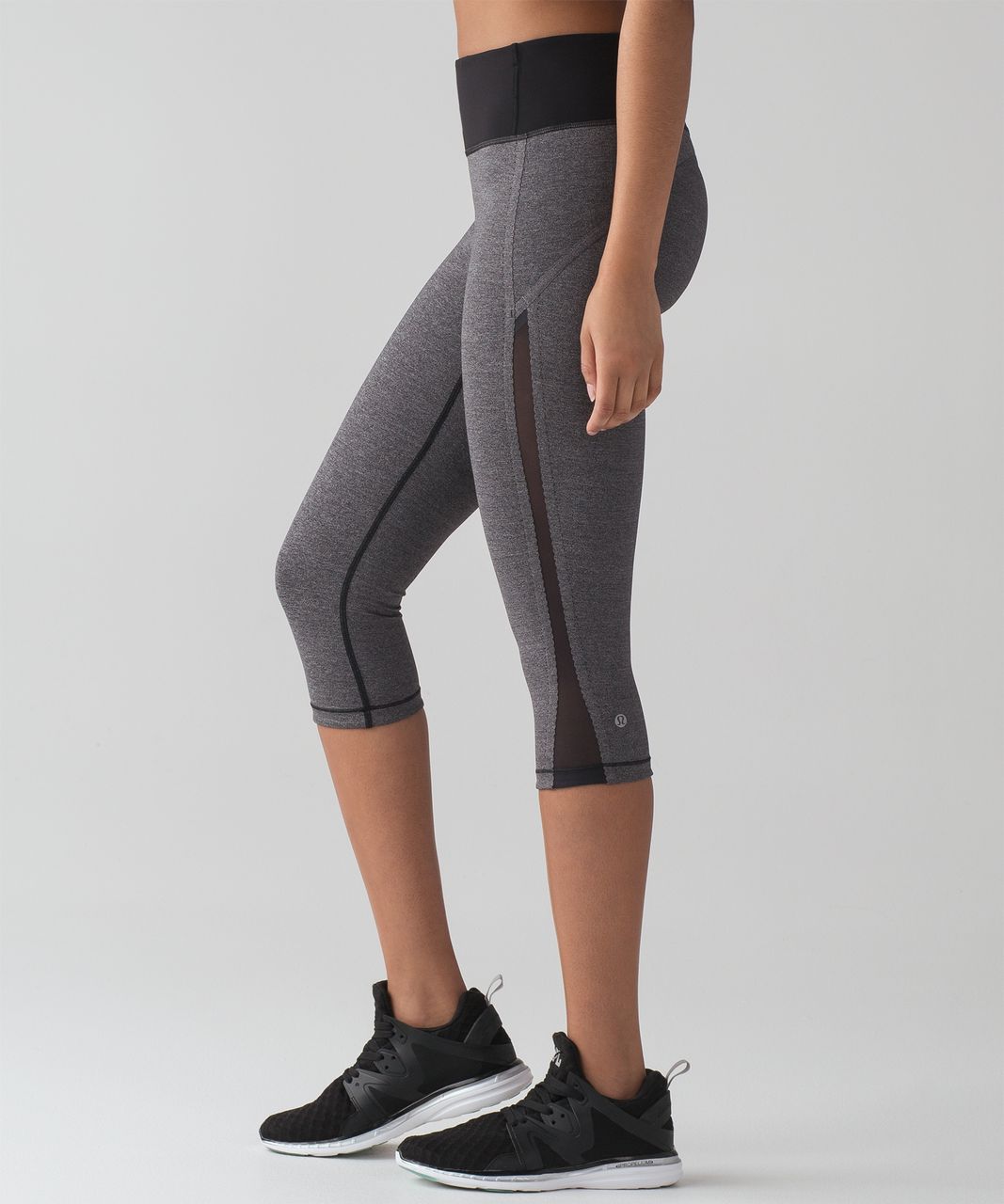 Lululemon Smooth Stride Crop - Heathered Black / Black