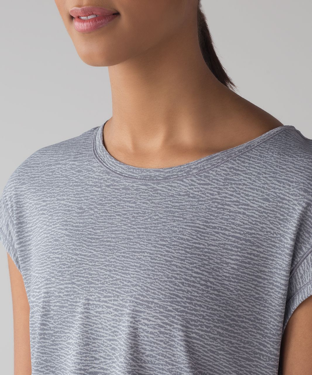 Lululemon Lost In Pace Short Sleeve - Sheer Luon Pebble Jacquard V2 Arctic Grey Ice Grey