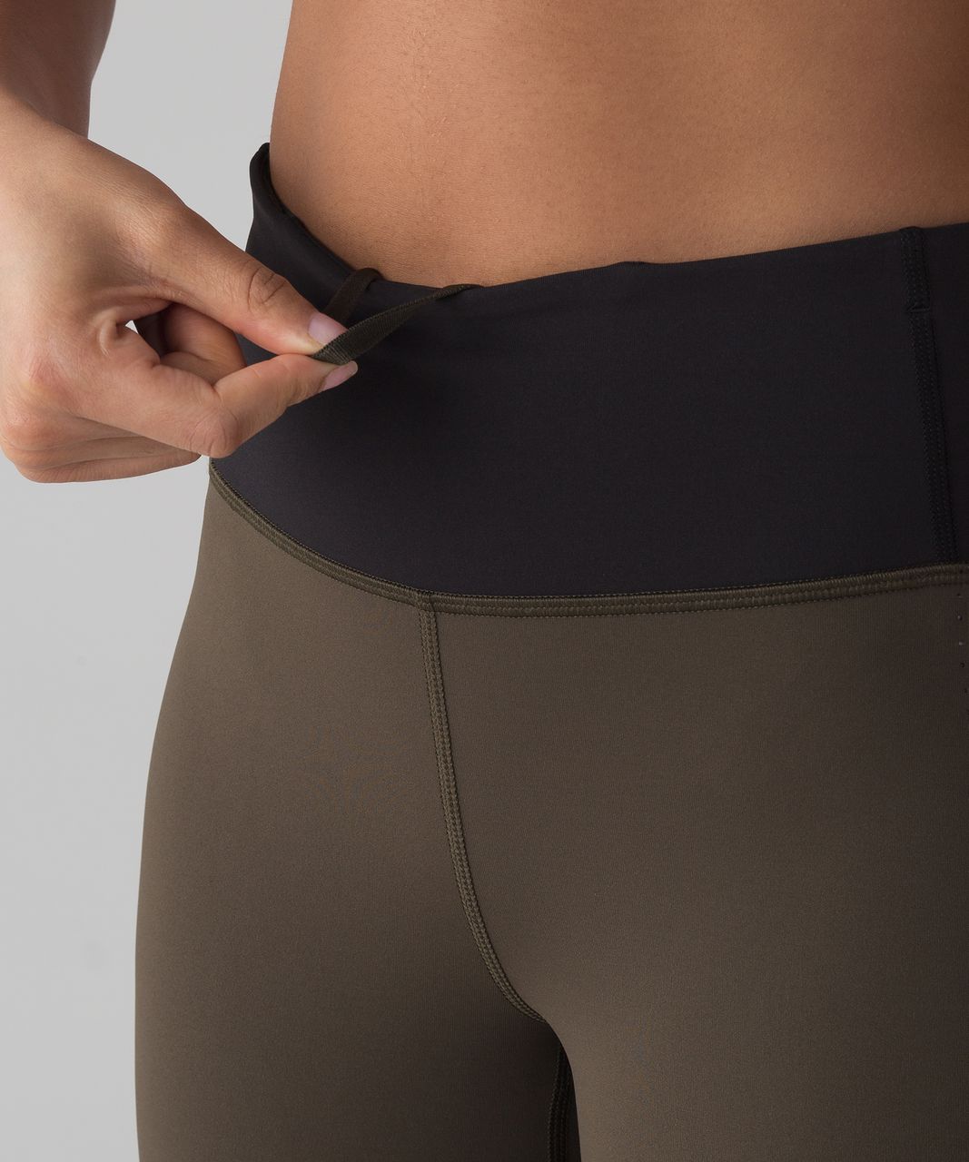 Lululemon Smooth Stride Tight - Dark Olive / Black - lulu fanatics