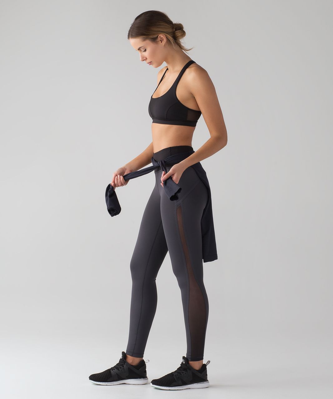 Lululemon Smooth Stride Bra - Black - lulu fanatics