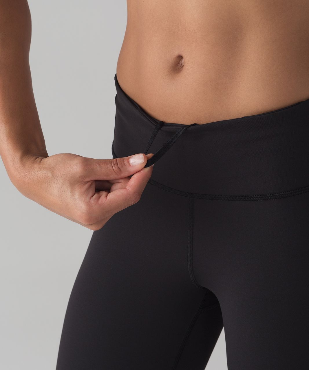 Lululemon Smooth Stride Crop - Henna / Black - lulu fanatics