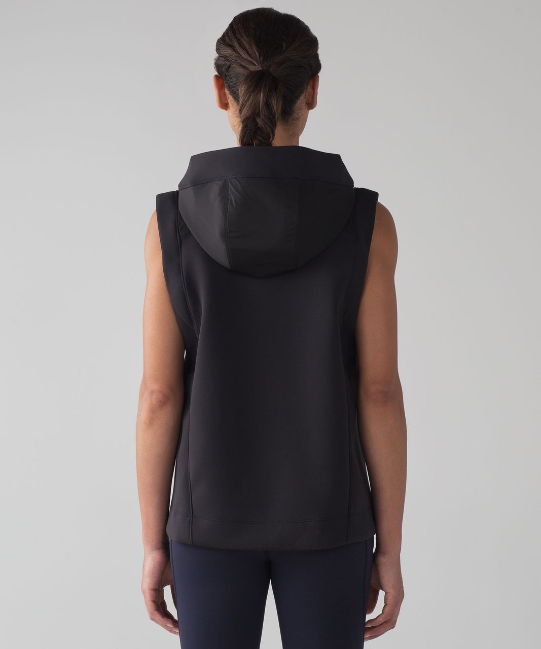 Lululemon Athletica Black Vest  International Society of Precision  Agriculture