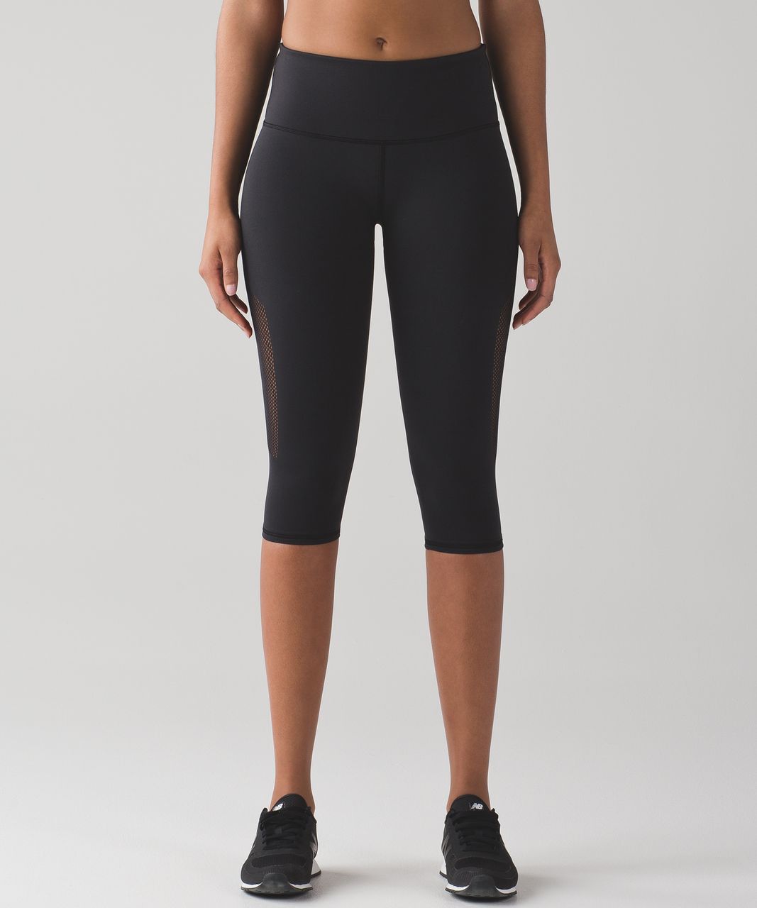 Lululemon Reveal Crop 15 Black Size XS - $51 - From Peggy