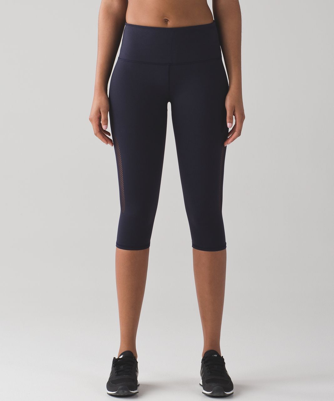 Lululemon Reveal Crop (15) - Midnight Navy - lulu fanatics