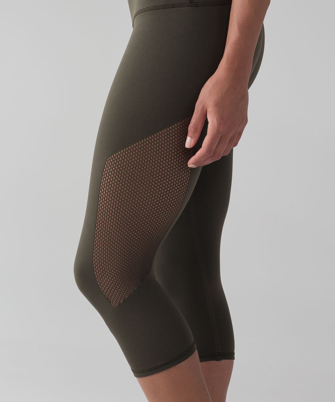 Lululemon Reveal Crop (15) - Dark Olive - lulu fanatics