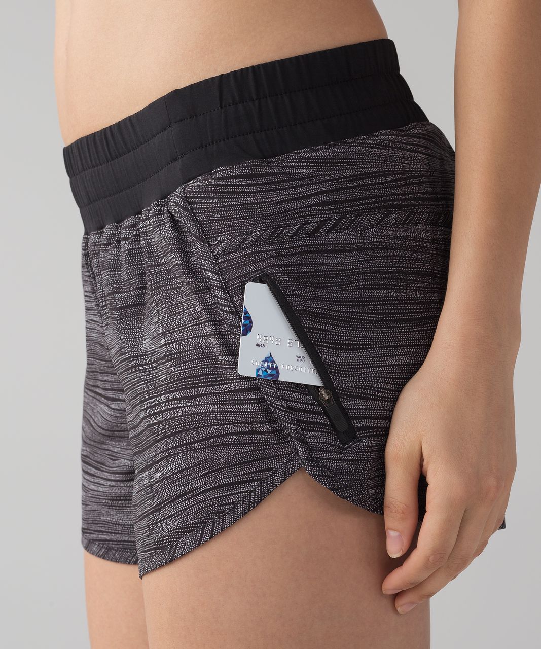 Lululemon Tracker Short IV (4-way Stretch 4") - Bit Point Ice Grey Black / Black