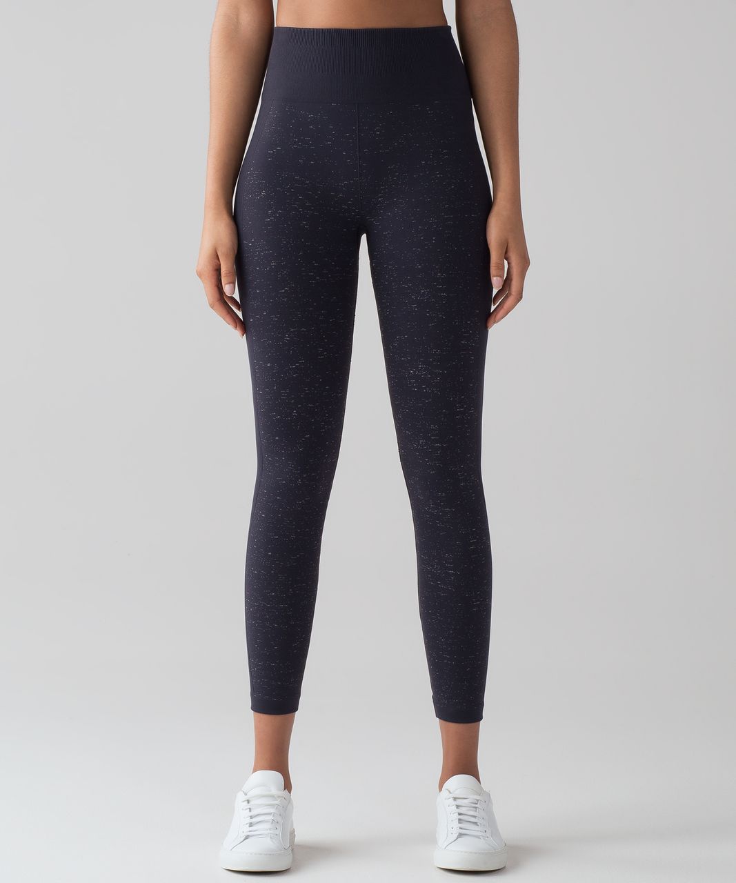 Lululemon Free To Flow 7/8 Tight - Midnight Navy / White