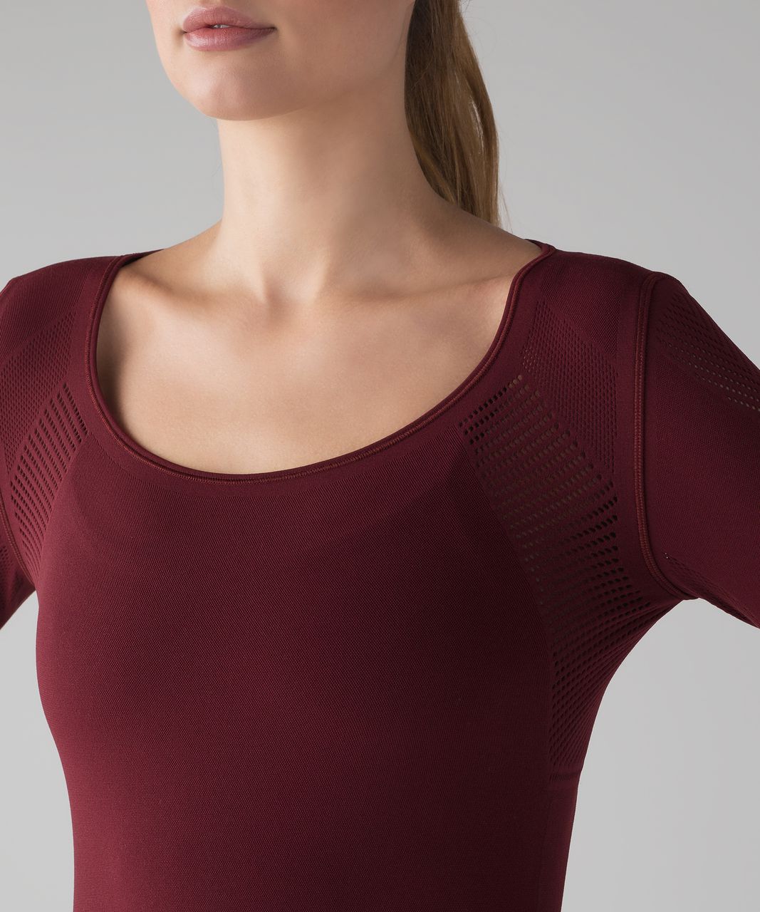 Lululemon Reveal Long Sleeve - Deep Rouge