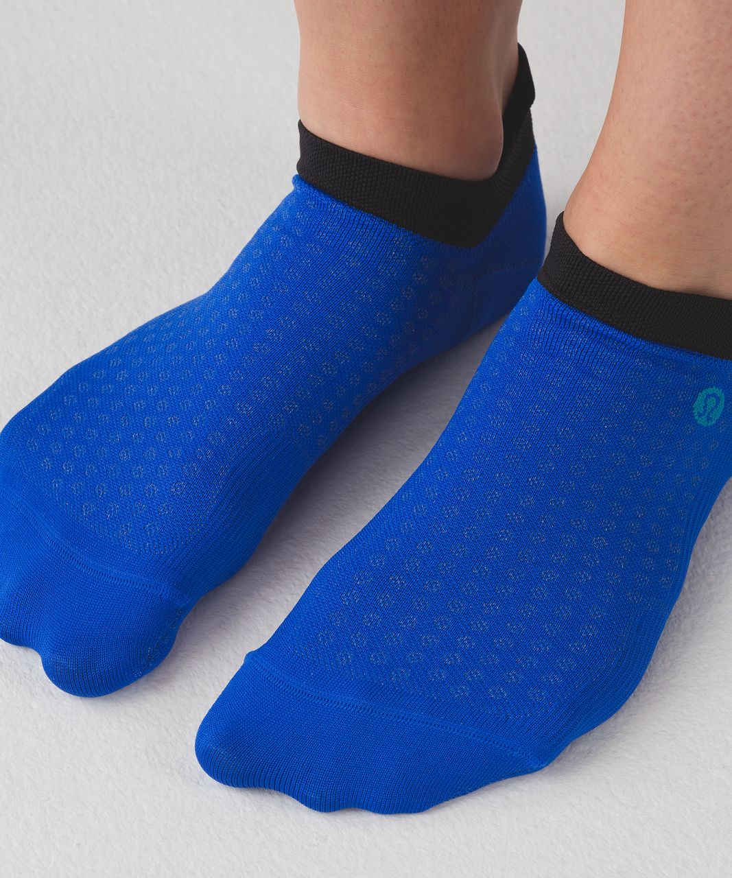 Lululemon Light Speed Sock *Silver - Cerulean Blue / Black / Indian Ocean