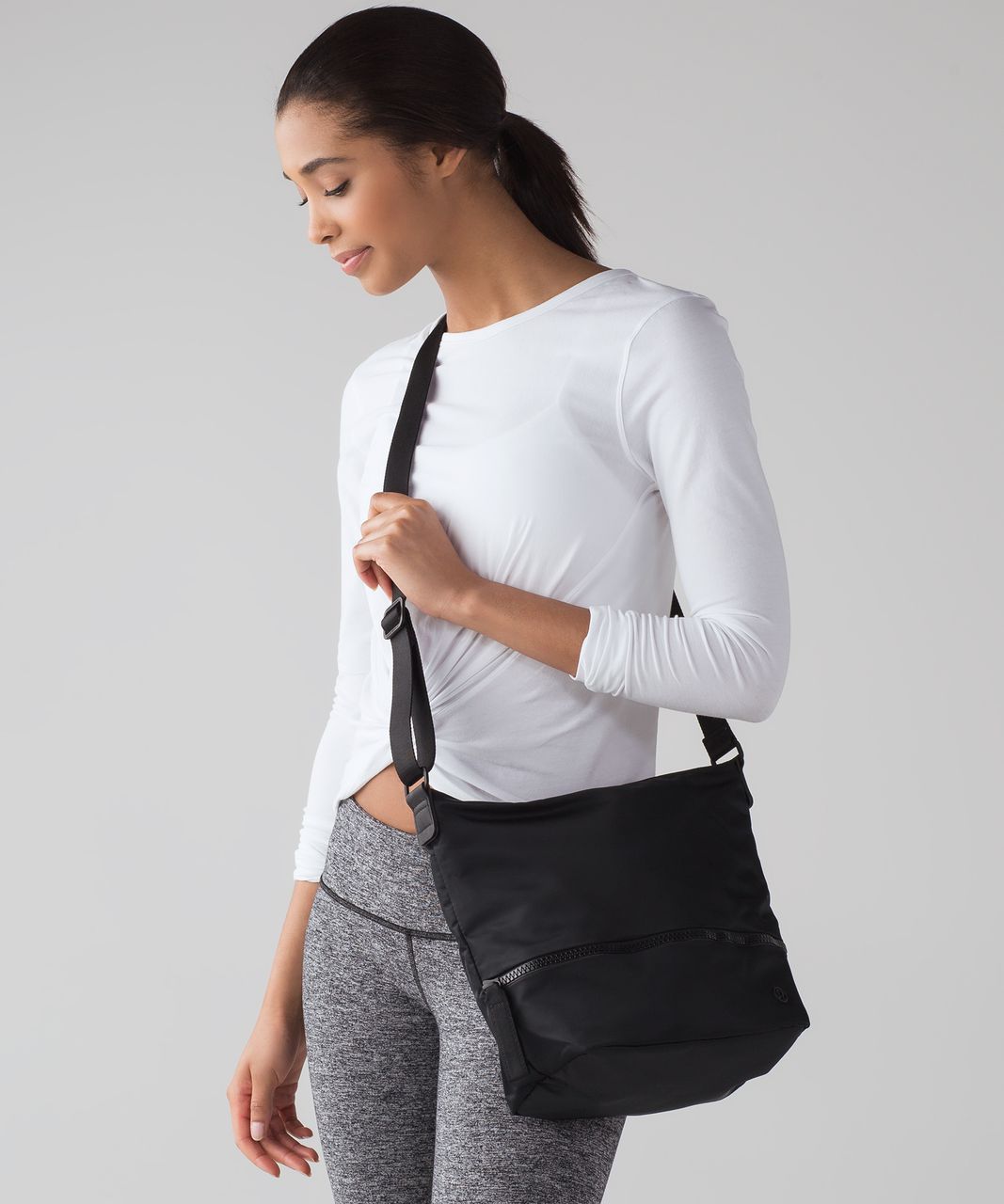 Lululemon Go Lightly Shoulder Bag 