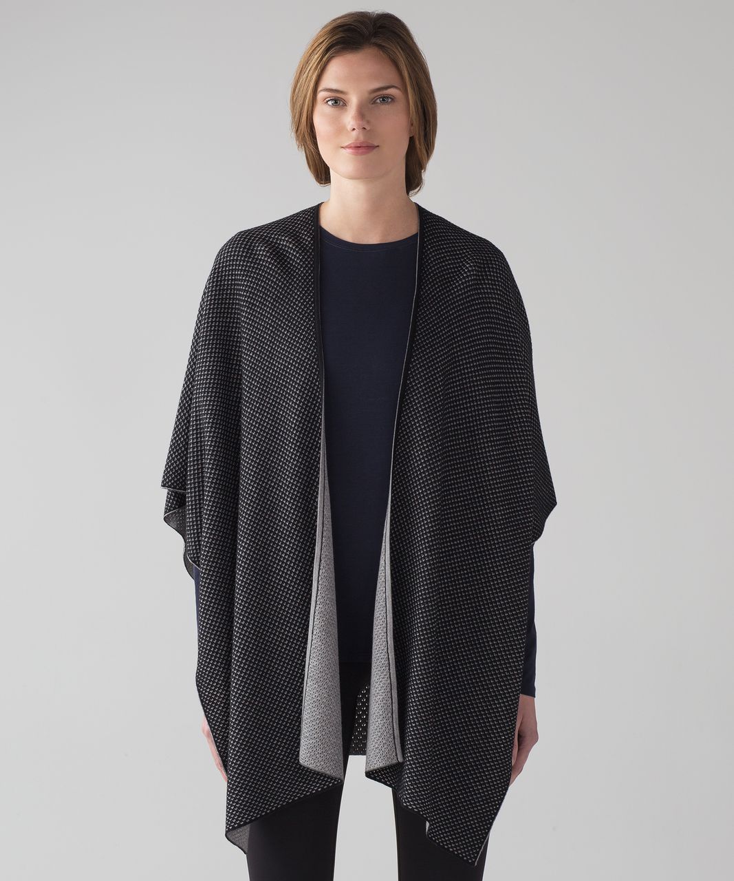 Lululemon Mandala Wrap - Black / Heathered Medium Grey