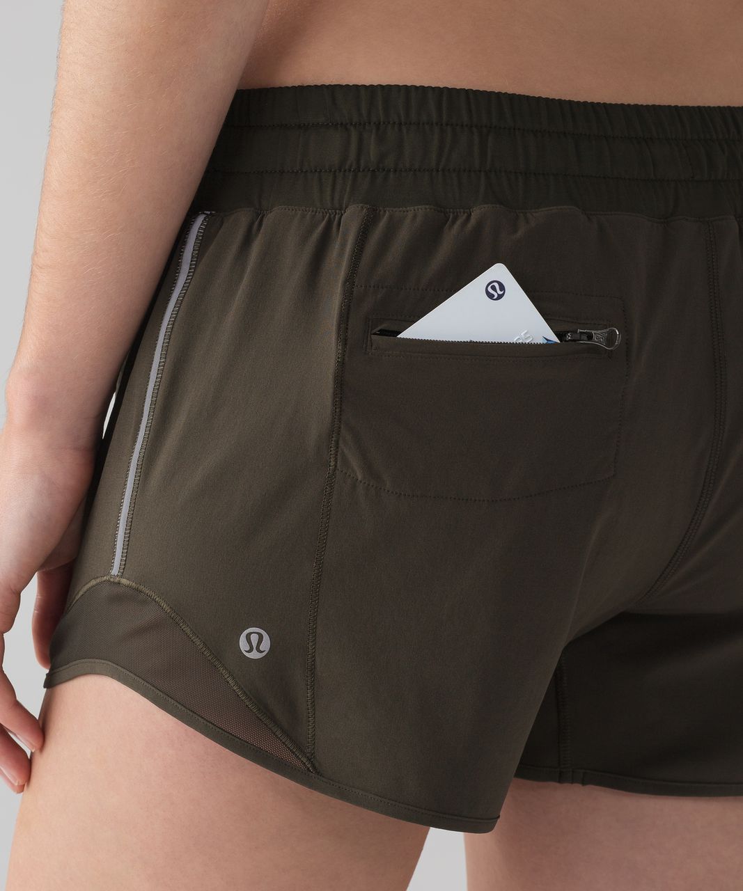 Lululemon Hotty Hot LR Short 4 - Heritage 365 Camo Dark Olive Multi Size 6  - $61 (10% Off Retail) - From A