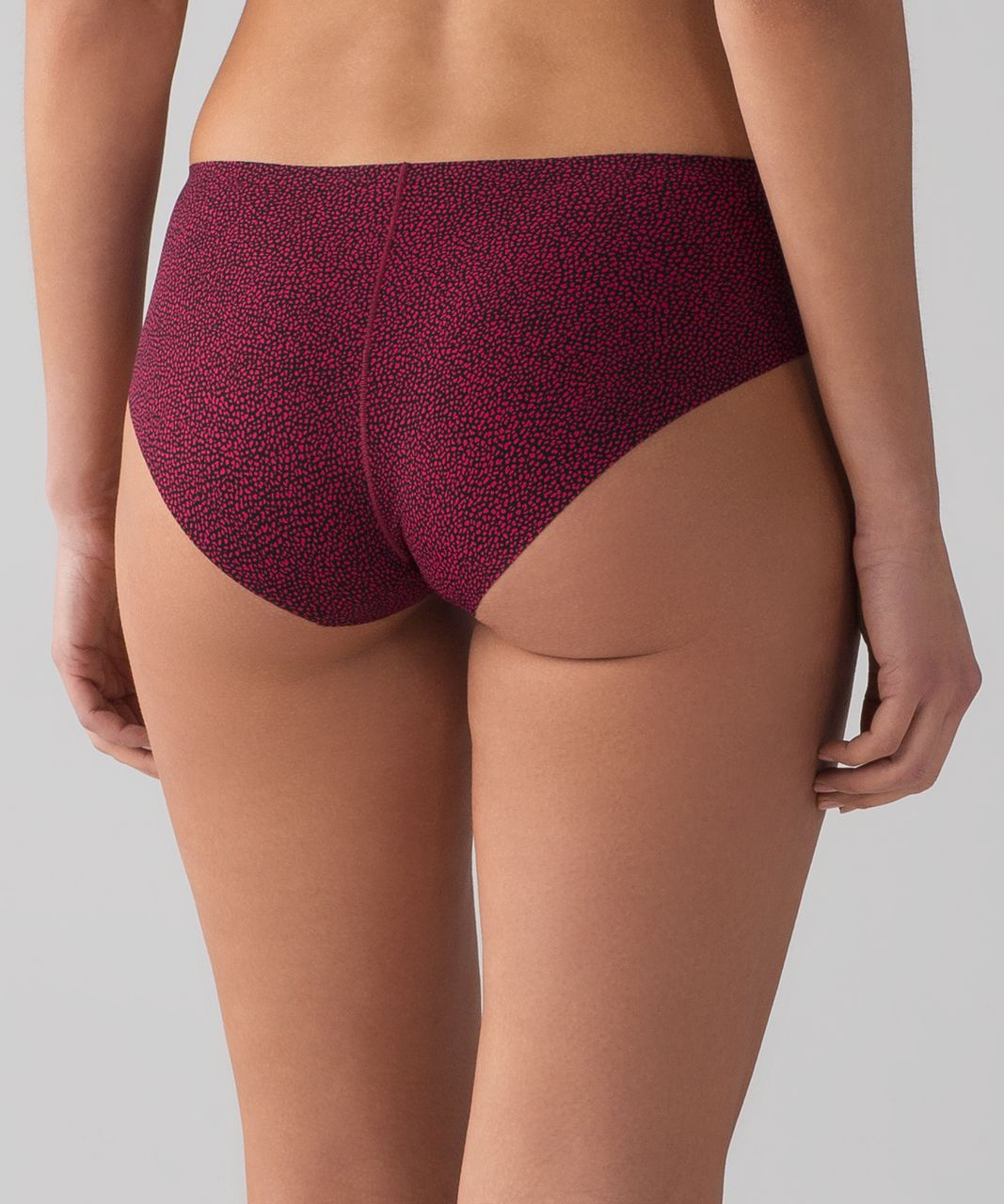 Lululemon Namastay Put Hipster - Chakra Print Ruby Red Black