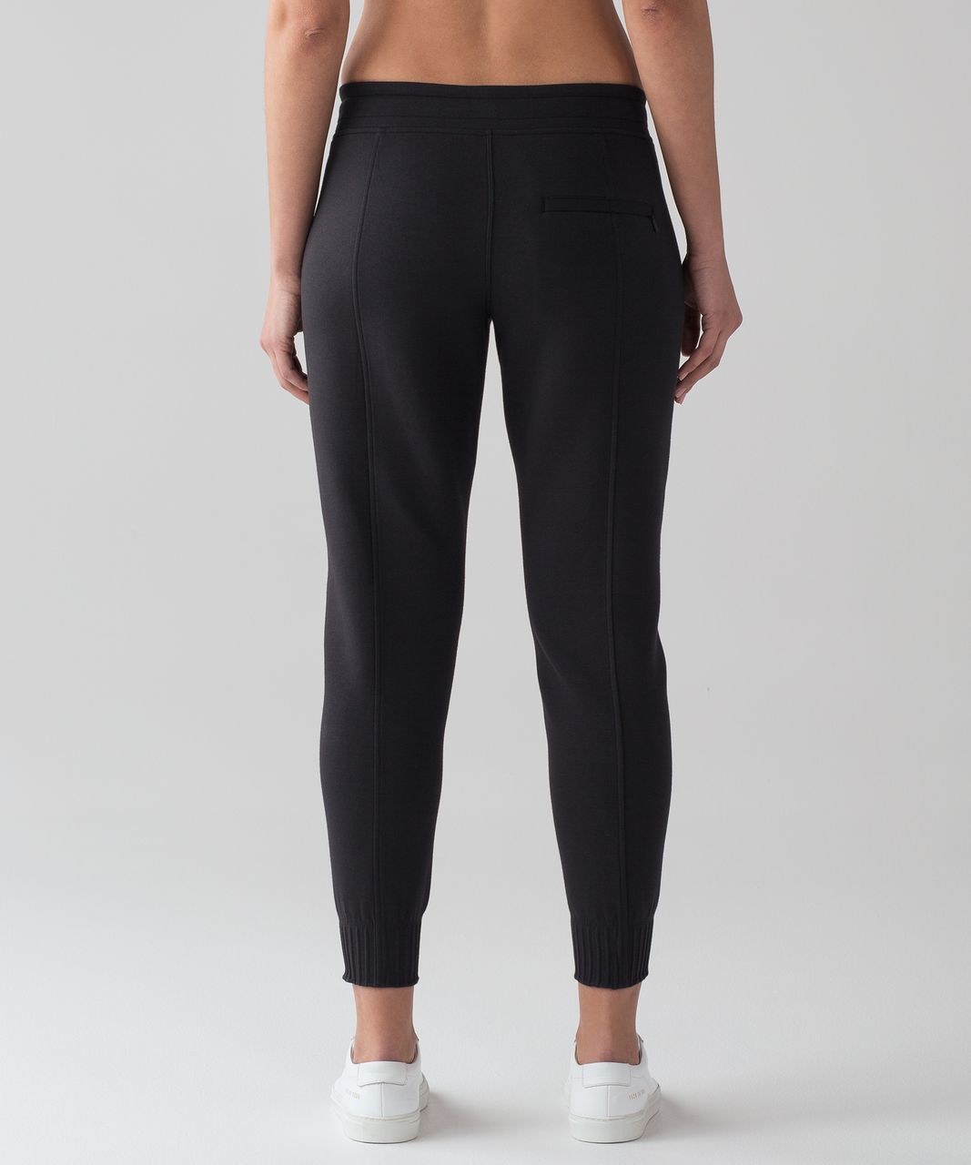 lululemon nts jogger