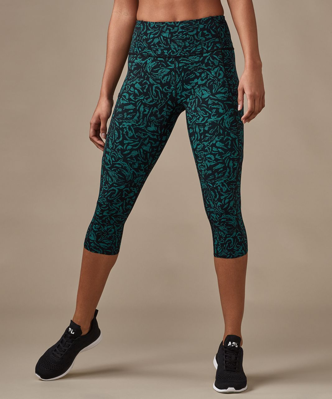 Lululemon Fast & Free Crop (19") - Thrive Viridian Green Black