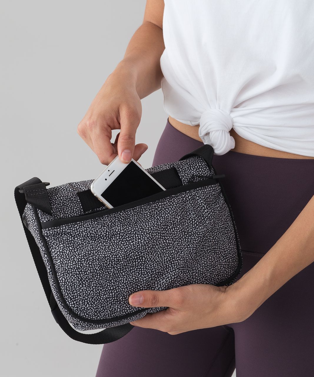 Lululemon Go Lightly Belt Bag - Chakra Print Alpine White Black