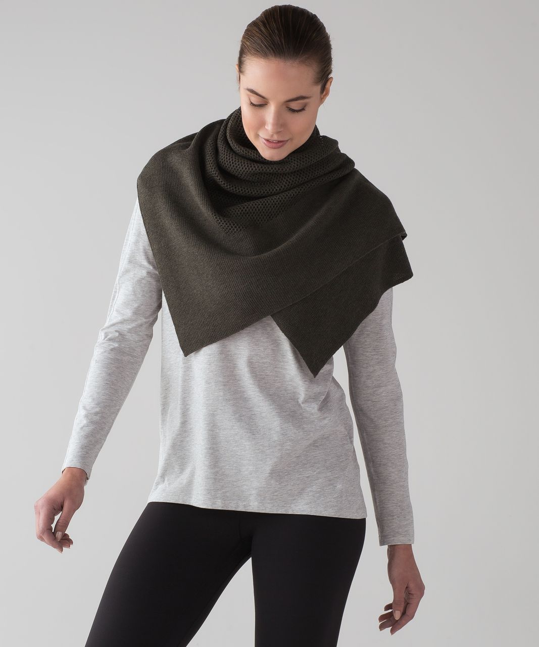 Lululemon Padma Scarf - Heathered Dark Olive