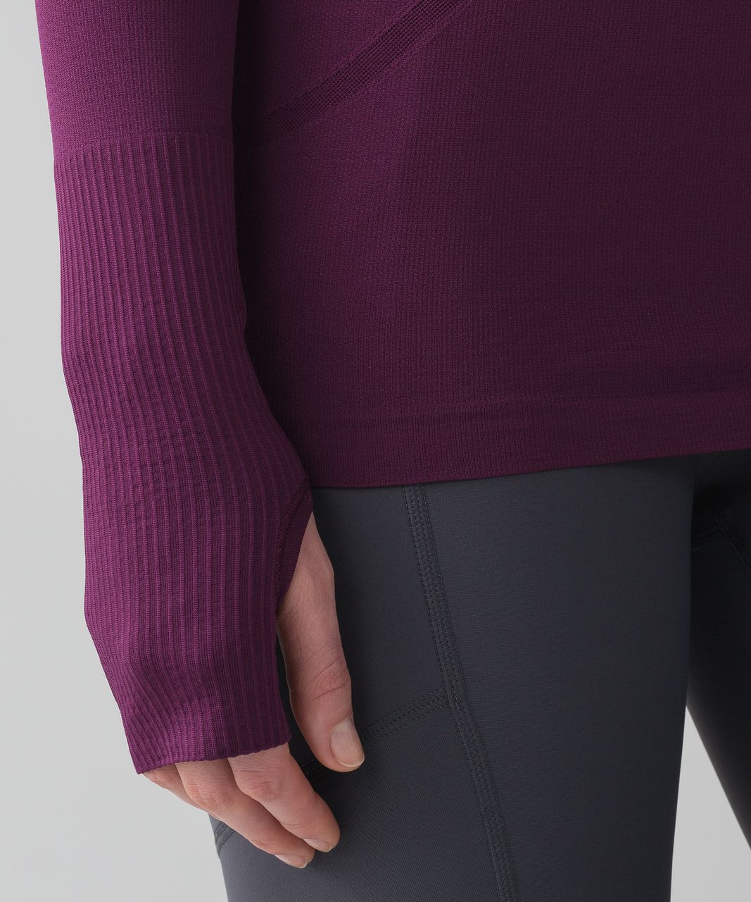 Lululemon Swiftly Tech Long Sleeve Crew - Marvel / Marvel