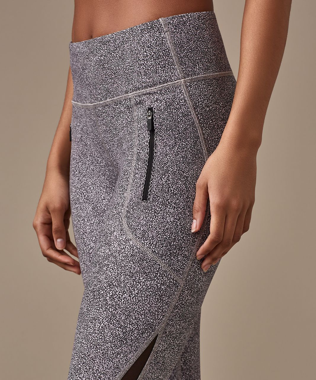 Lululemon Invigorate 7/8 Tight (25") - Sea Spray Alpine White Dark Chrome