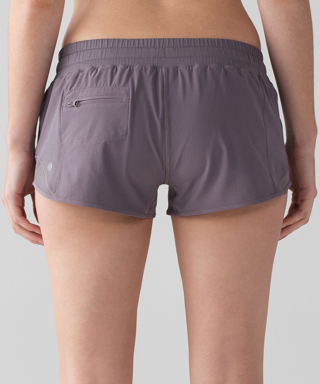 lululemon hotty hot shorts size 8