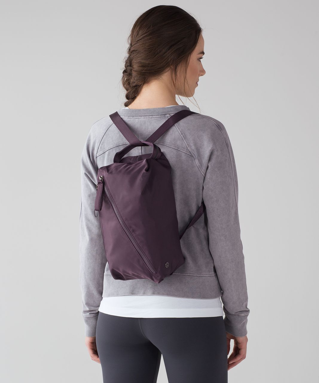 Lululemon Fast Track Bag (3L) - Black Currant - lulu fanatics