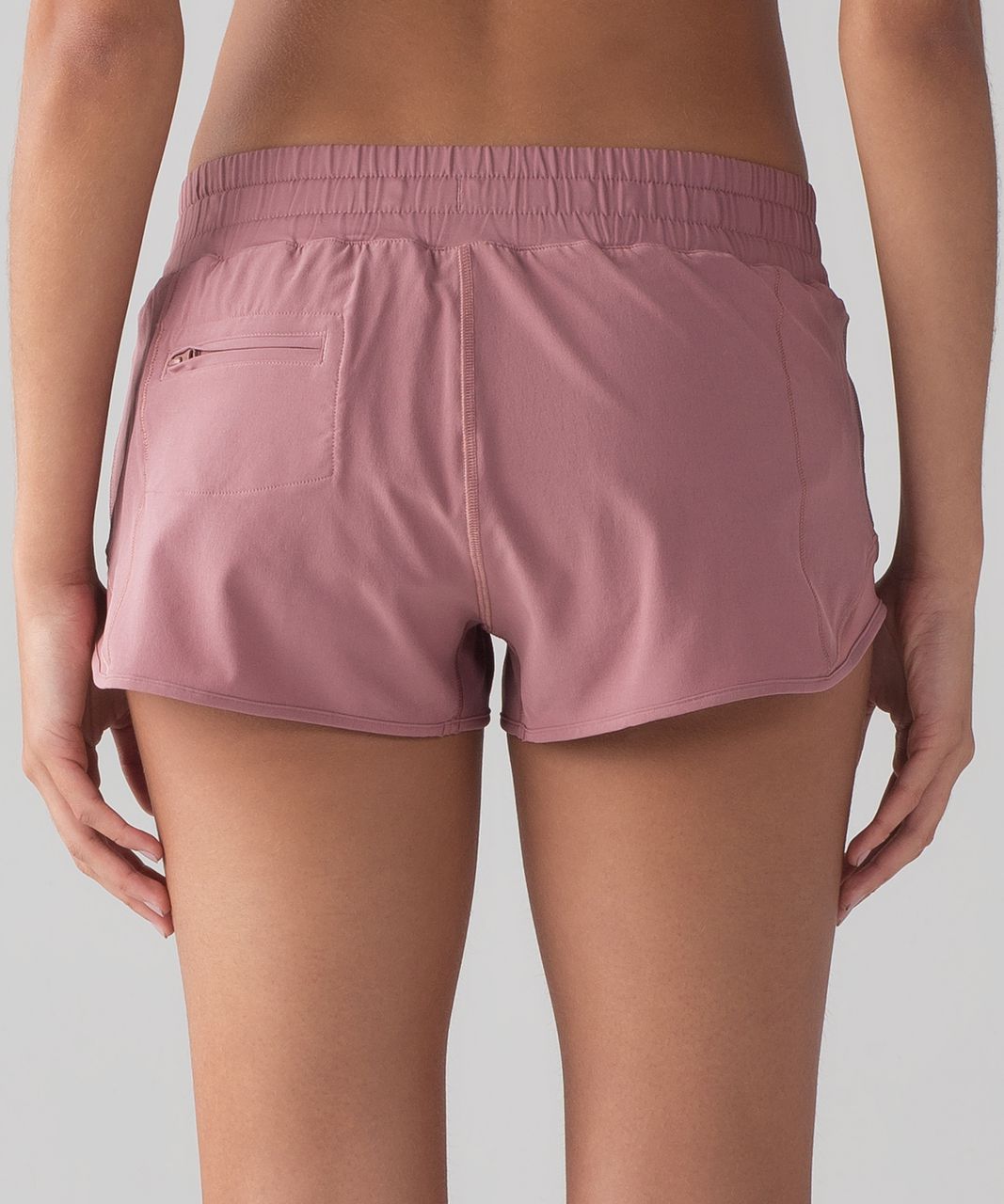 Lululemon Hotty Hot Short II *2.5 - Sonic Pink - lulu fanatics