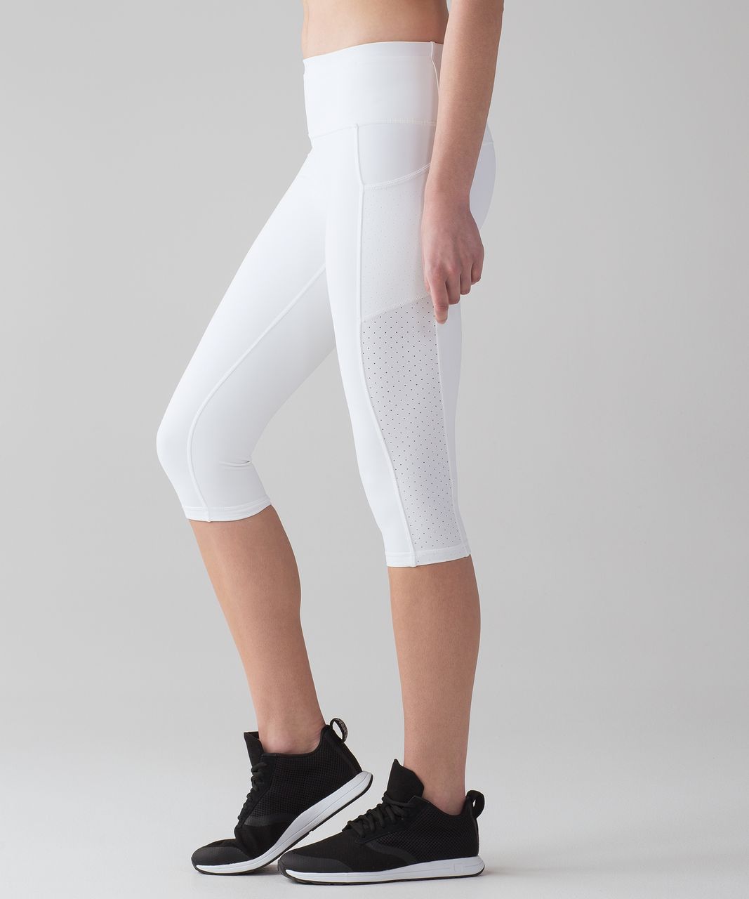 Lululemon Mind Over Miles Crop (17 