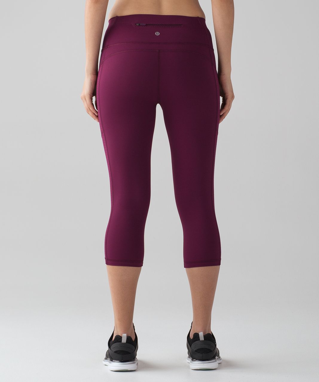 Lululemon Mind Over Miles Crop (17 