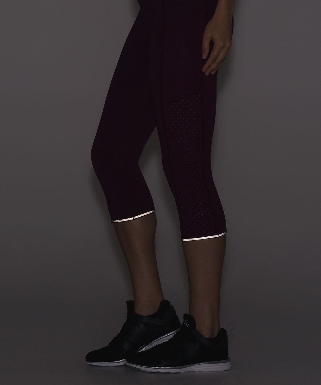 Lululemon Mind Over Miles Crop Leggings Size 8 - $61 - From Amy