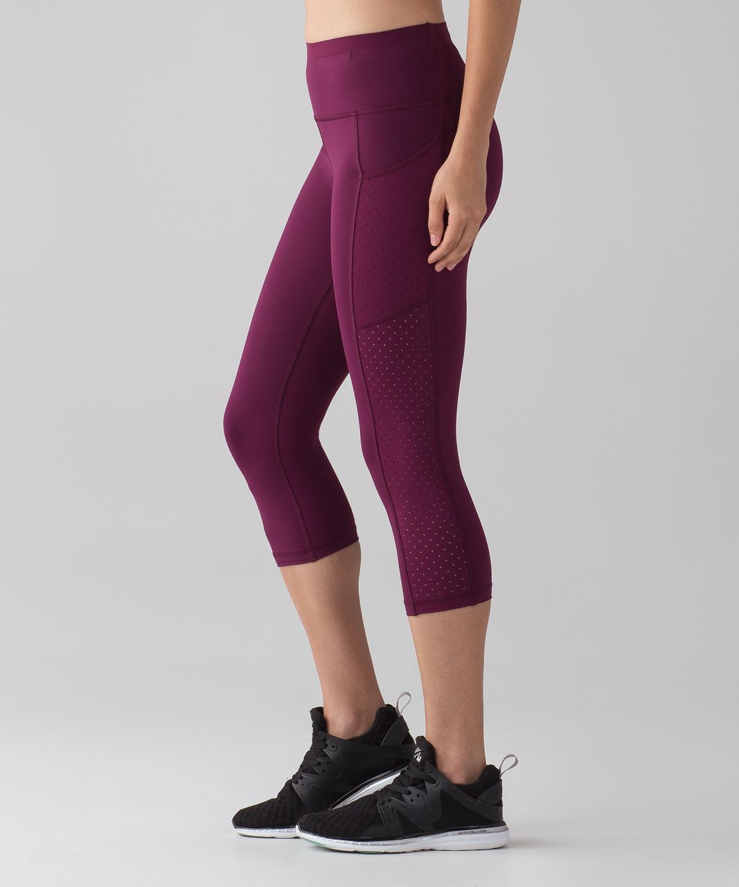 Lululemon Mind Over Miles Crop (17" ) - Marvel