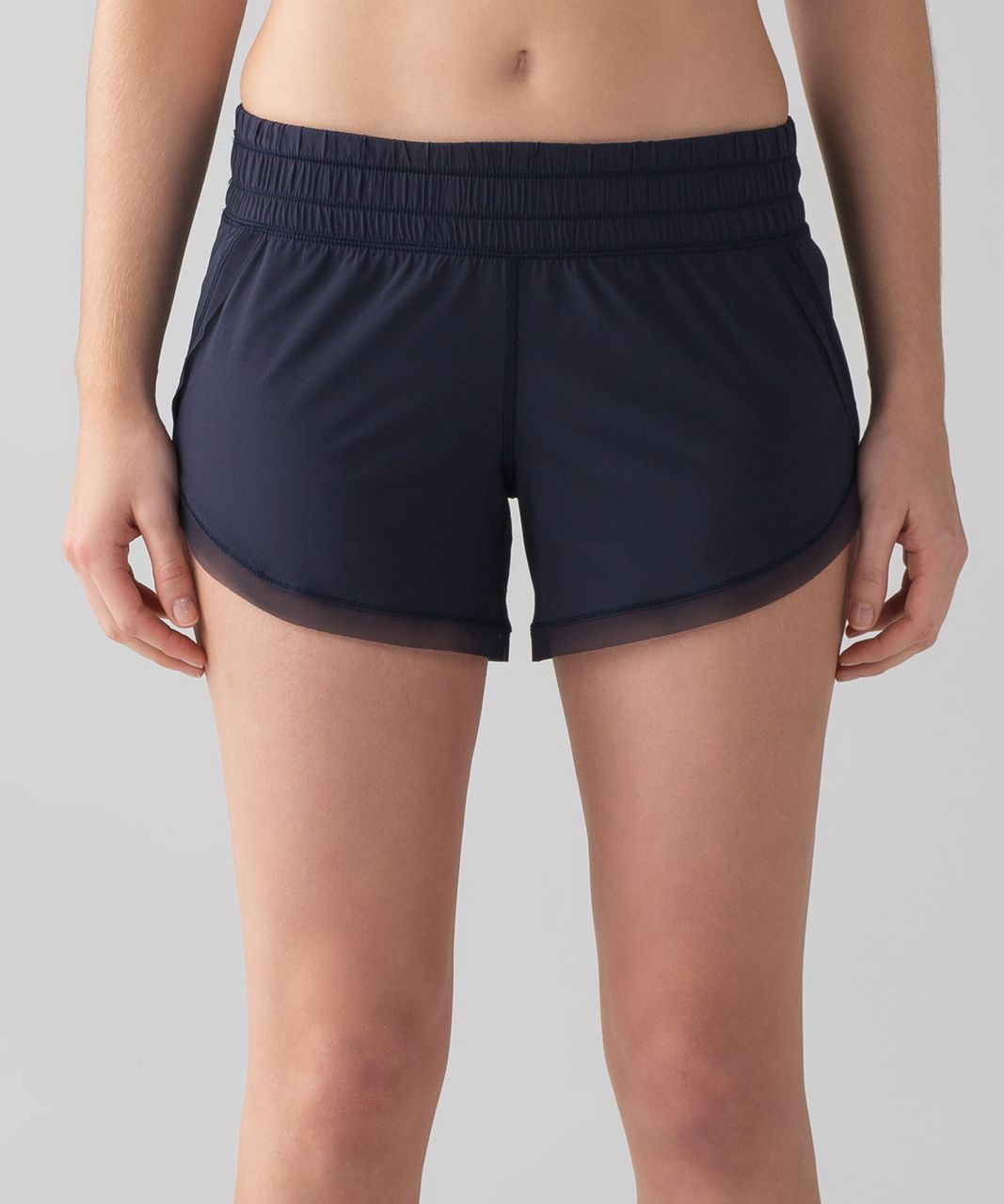 Lululemon shorts with sales mesh trim