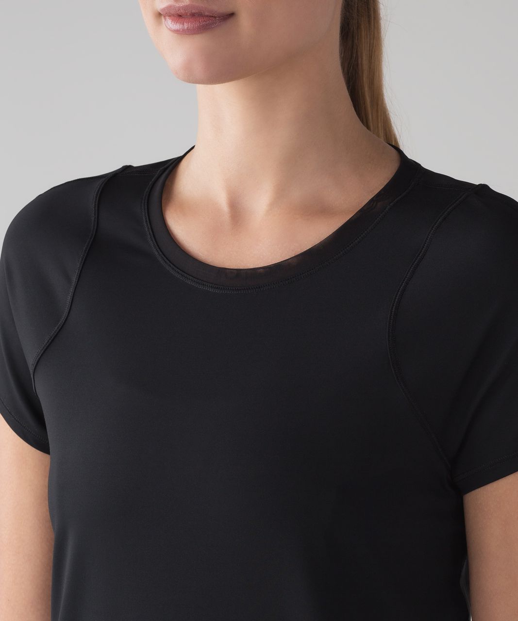 Lululemon Mind Over Miles Short Sleeve 8 Black - $38 - From Caitlin