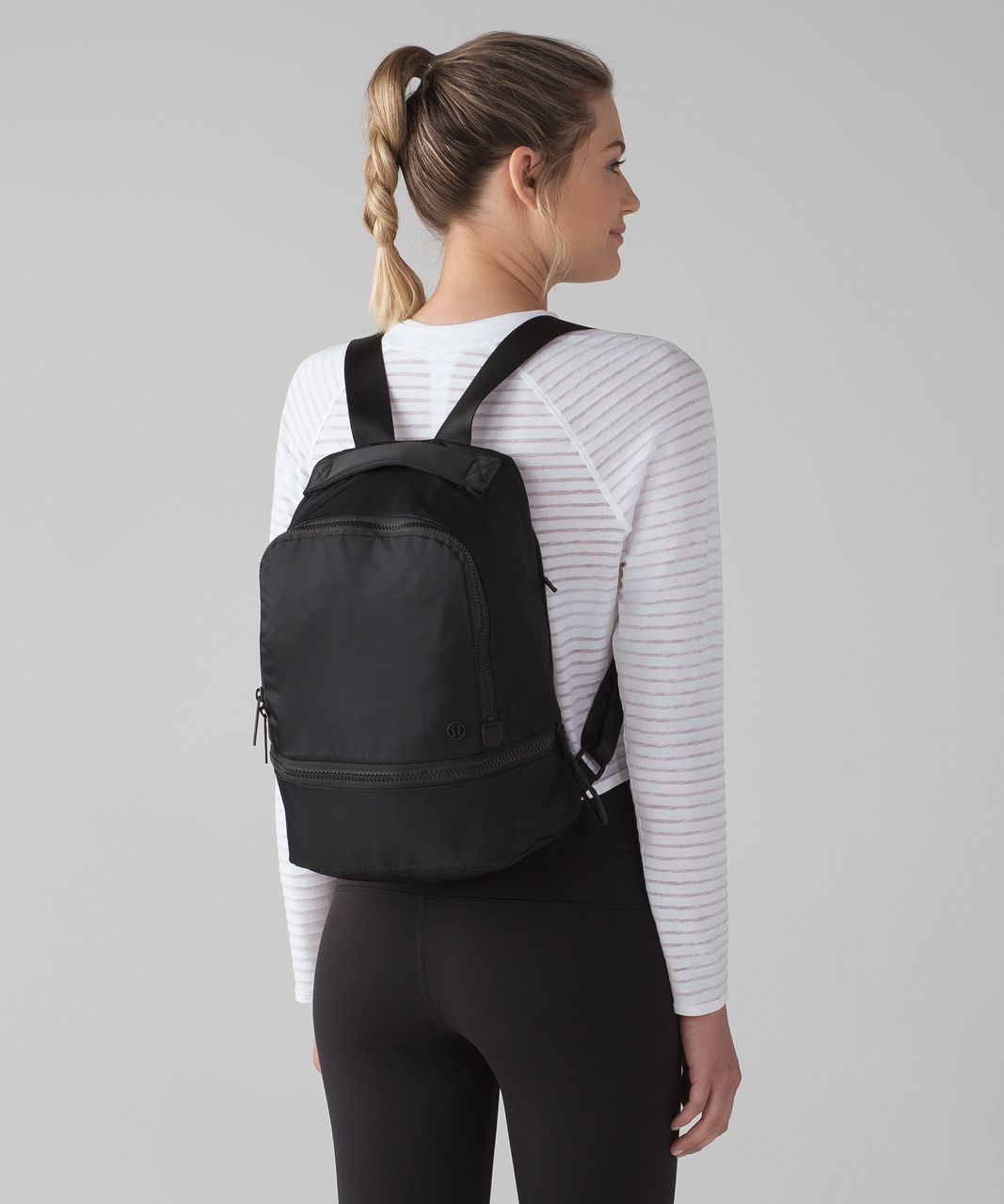 🦄Lululemon mini rucksack black backpack CuTe!!