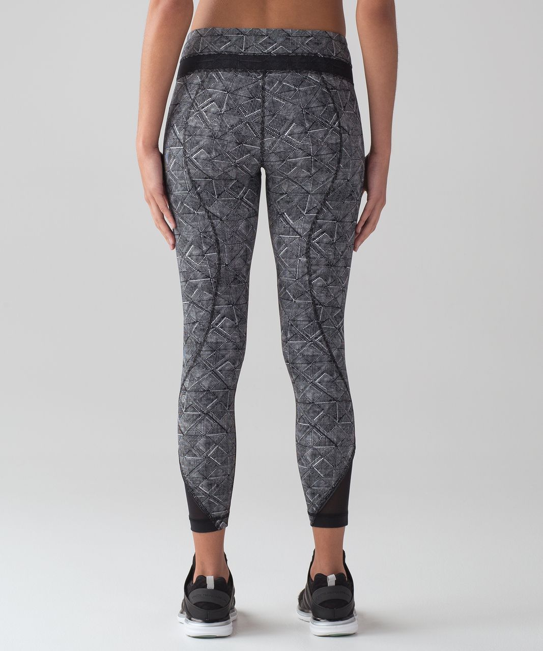 Lululemon Inspire Tight II (25