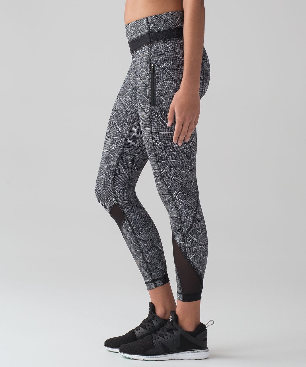 Lululemon Inspire Tight II (25") - Formation Alpine White Black / Black