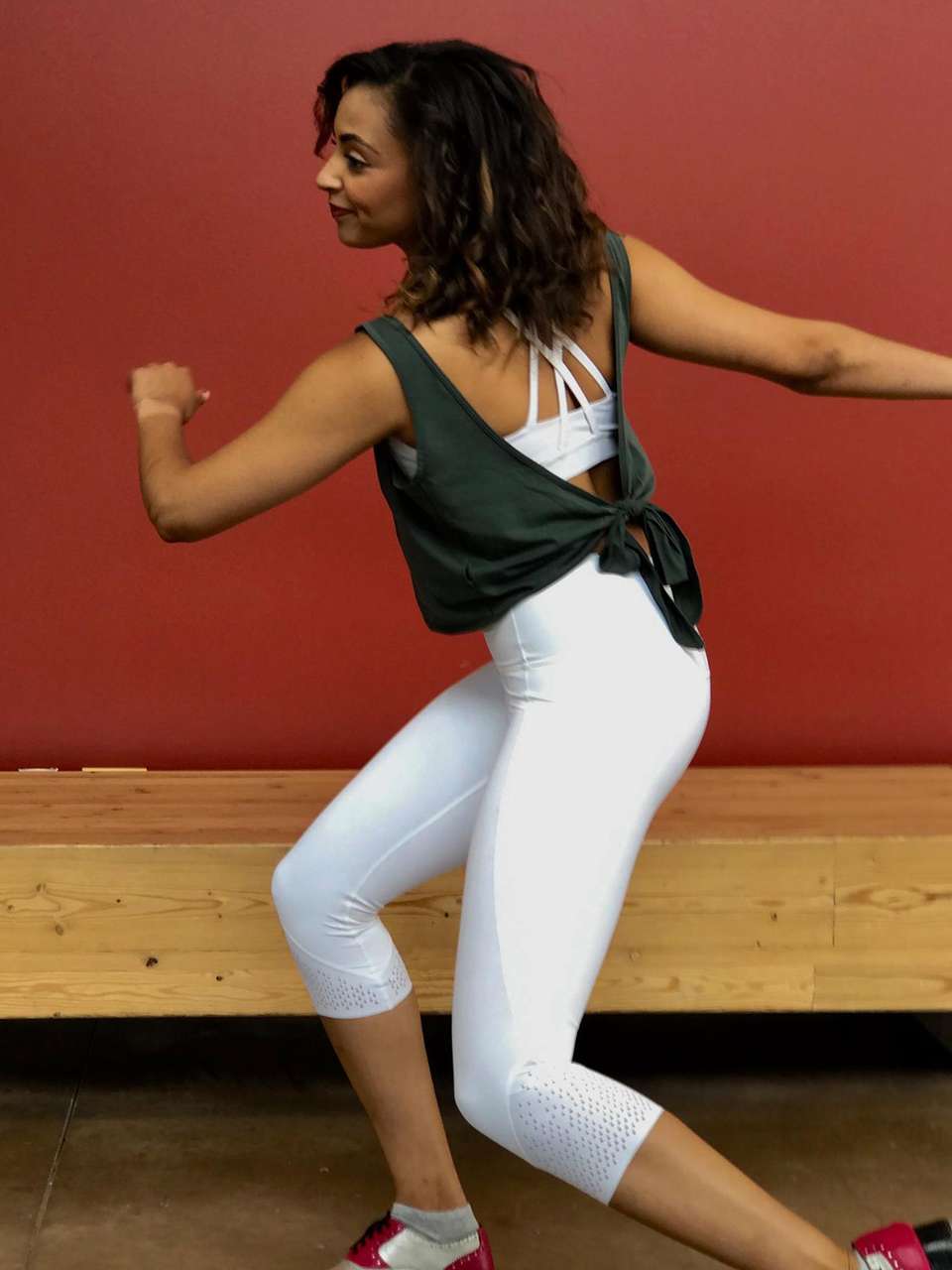 Lululemon Anew Crop (21) - White - lulu fanatics