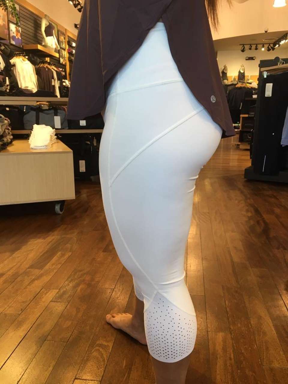 Lululemon White Anew Crop Leggings Size 6