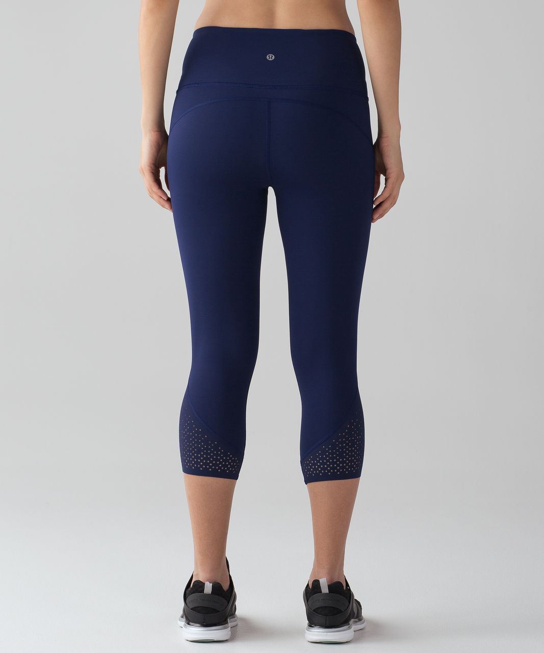 Lululemon Anew Crop (21") - Hero Blue