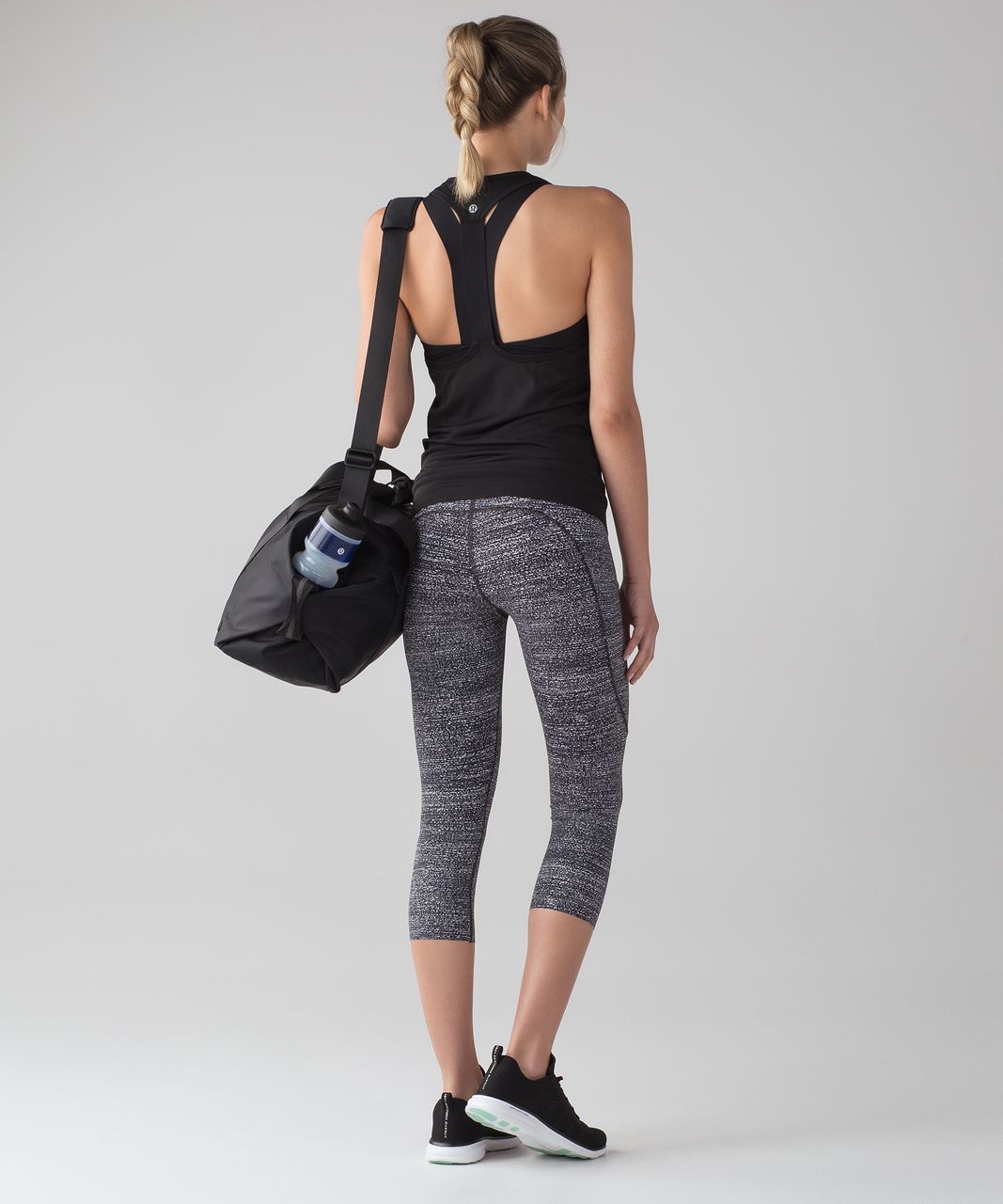 Lululemon Swiftly Tech T-Back - Black / Black