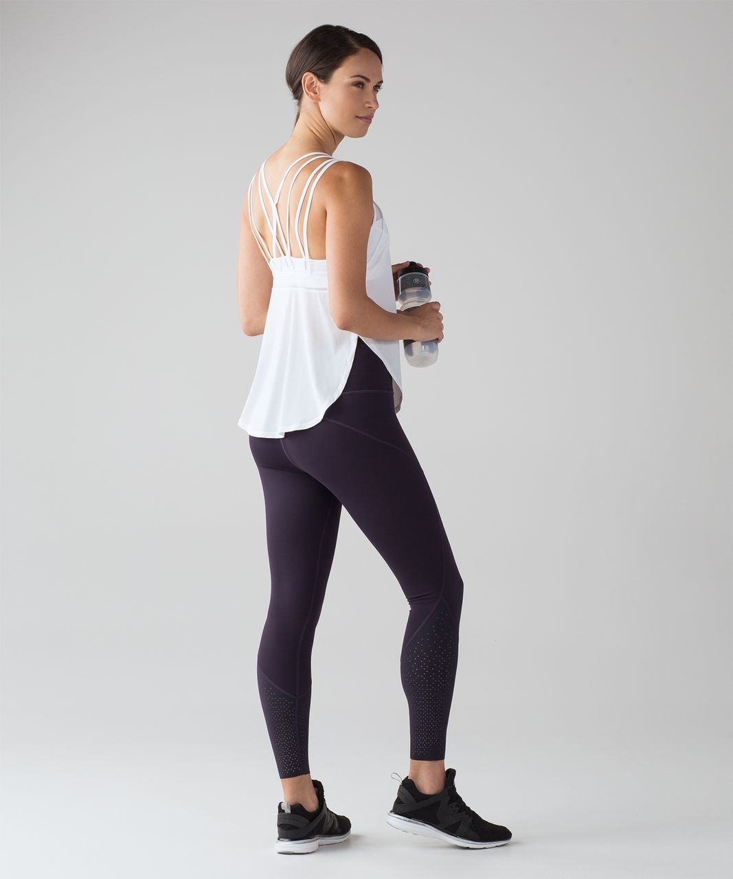 Lululemon Anew Crop (21) - Black - lulu fanatics