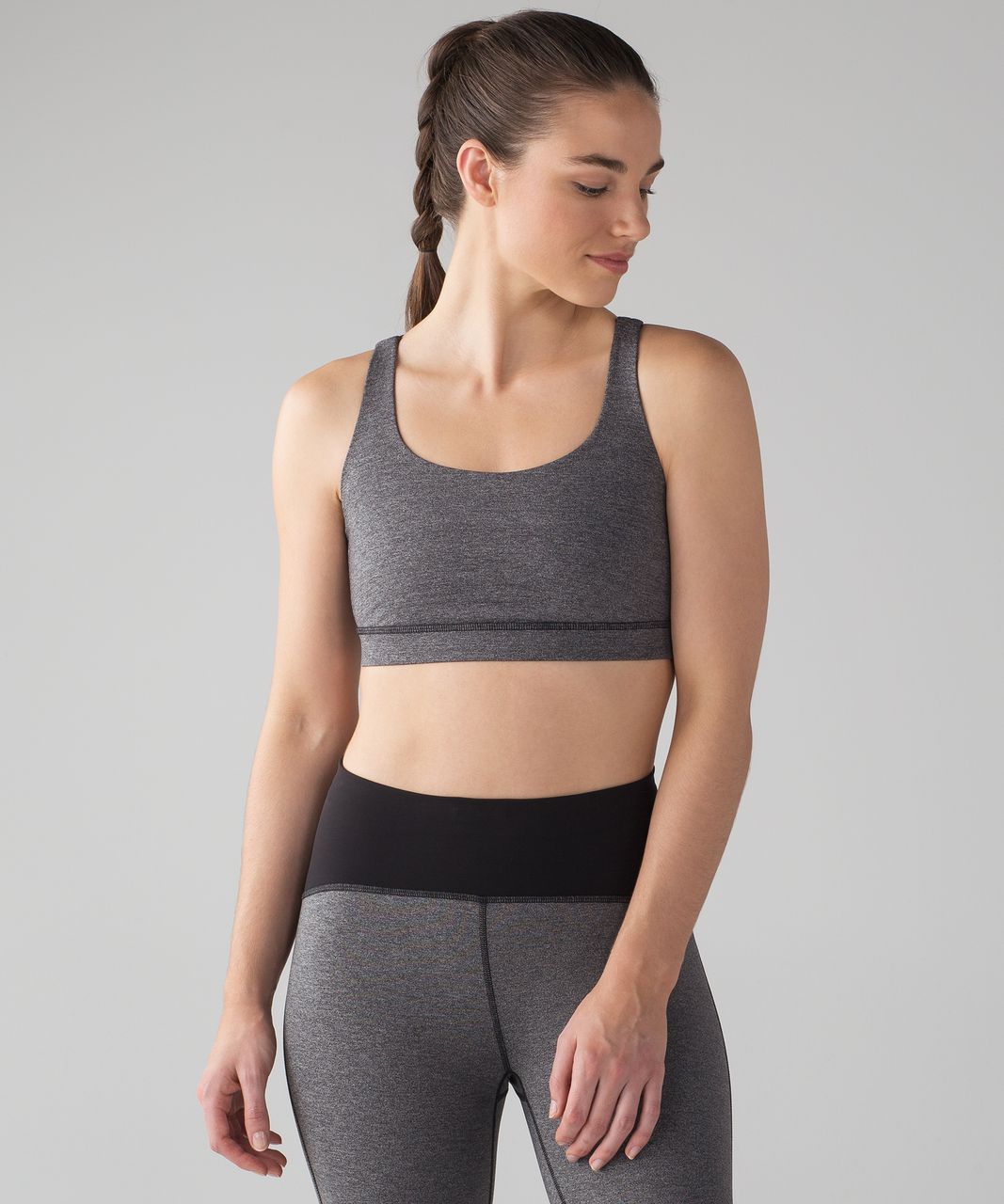 Lululemon Everlux Mesh-Back Train Bra *Light Support, C/D Cup - Black /  Black - lulu fanatics