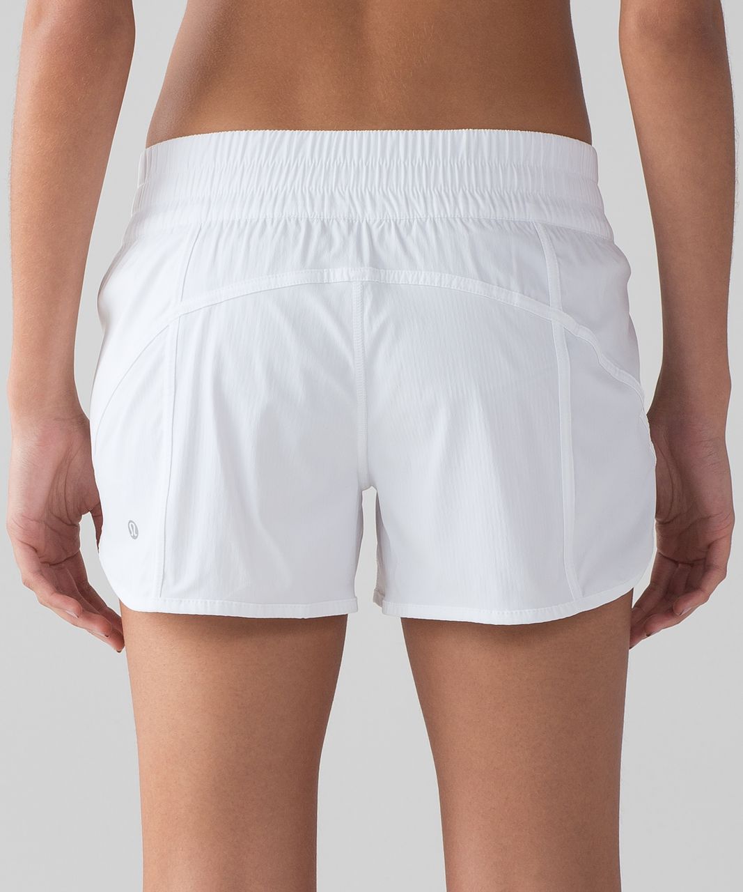 Lululemon Tracker Short V *4 - Black (First Release) - lulu fanatics