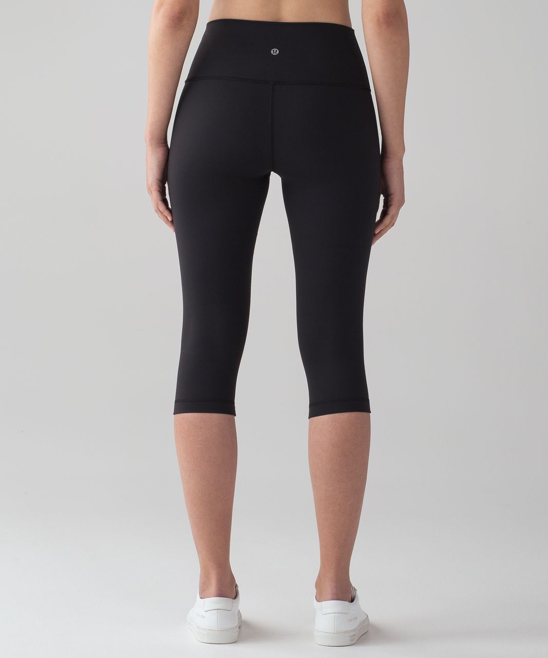 Lululemon Wunder Under Hi-Rise 1/2 Tight *Full-On Luon 17 - Black (First  Release) - lulu fanatics