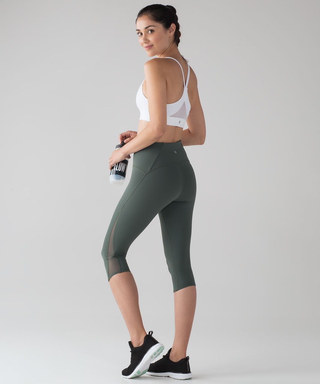 NEW LULULEMON Train Times Crop 6 Dark Forest