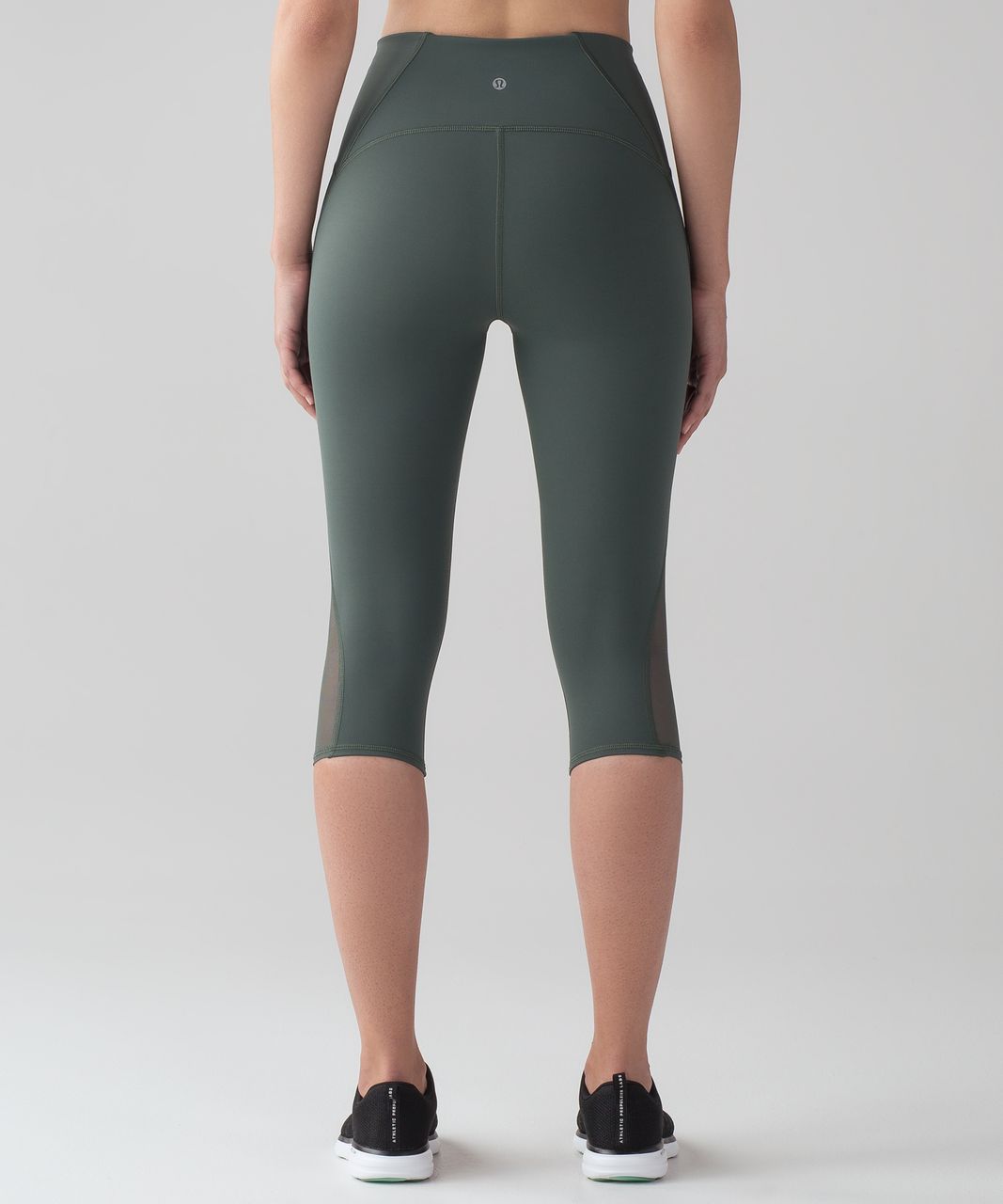 NEW LULULEMON Train Times Crop 10 Dark Forest