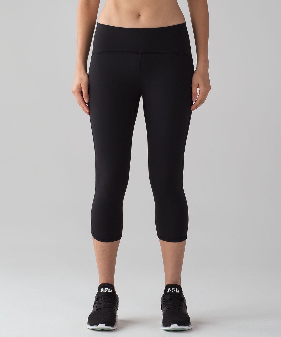 Lululemon Train Times Crop (17") - Black