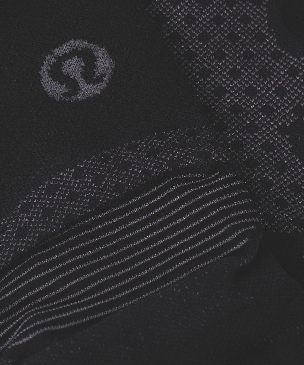 Lululemon Speed Quarter Sock *Silver - Black - lulu fanatics