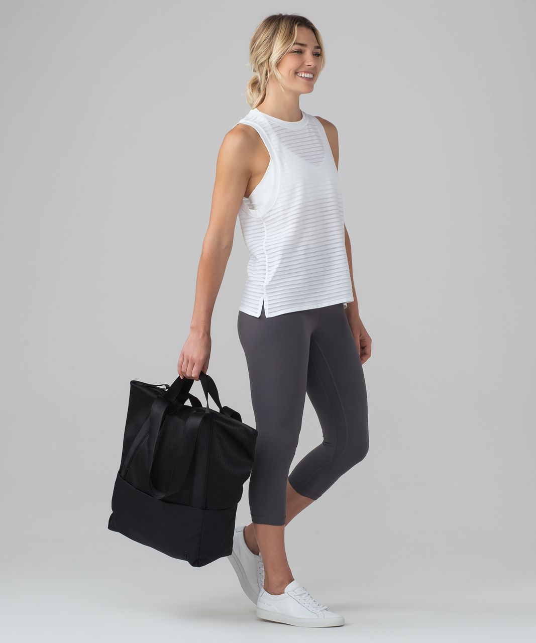 Lululemon Hot Mesh Tote (30L) - Black